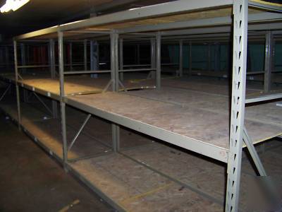 Large lot warehouse pallet racking beams gorilla racks