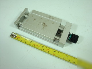 1X domiline 50 linear stage positioning