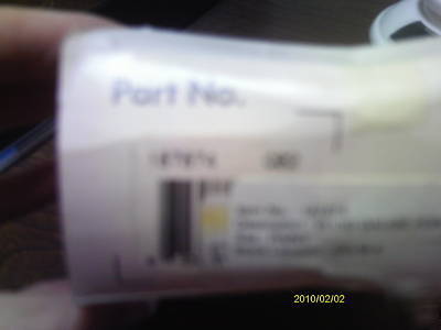 New 187874 graco fluid gauge in box 1 available