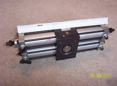 Phd pneumatic air rotary actuator, 180 deg, 200 in-lb
