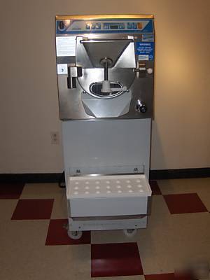 Carpigiani gelato batch freezer lb-302G rtx