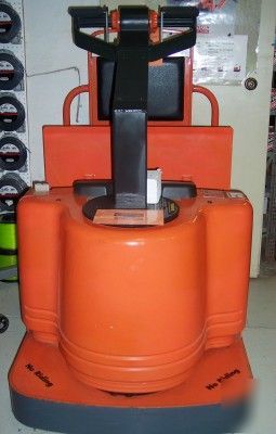 Toyota 6TBW20 electric walkie pallet truck/tow truck