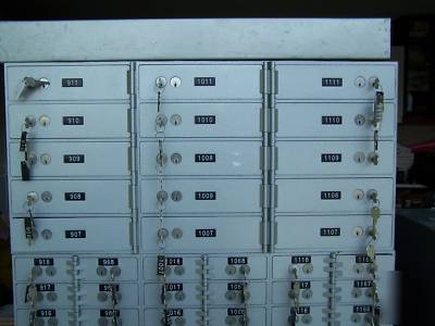 93 safe deposit boxes with dual keys, bond boxes 
