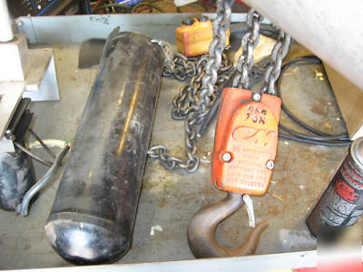 Cm lodestar 2 ton chain hoist 3 phase *price reduced*