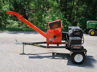 Dr road towable chipper 19HP top discharge