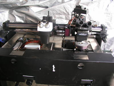 Dual micromanipulator wafer prober + vibraplane kinetic