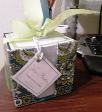 Vera bradley peacocktake note cube for desk