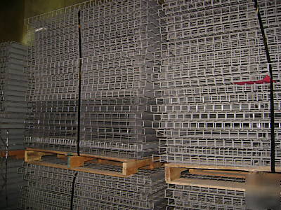 100 sections / 10 rows of 10 bays