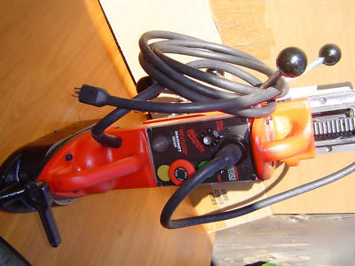 Milwaukee 4206-1 adjustable electromagnetic drill press