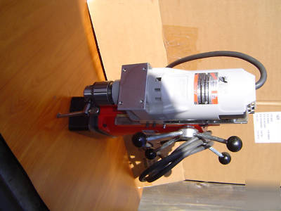 Milwaukee 4206-1 adjustable electromagnetic drill press