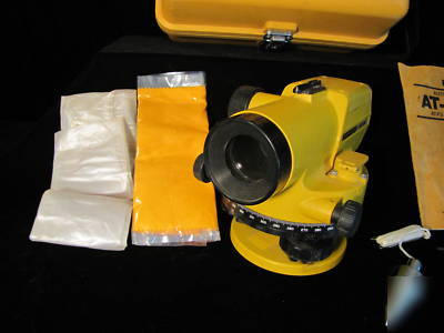Topcon ~ at-F6 auto level with case ~ free ship ~ 