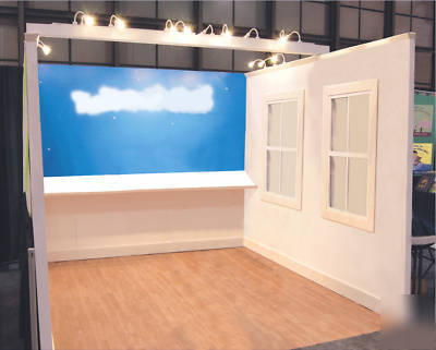 10 x 10 exhibit booth 