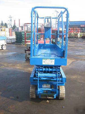 2002 genie GS1930 scissor lift ,25' work height.,hd 24V