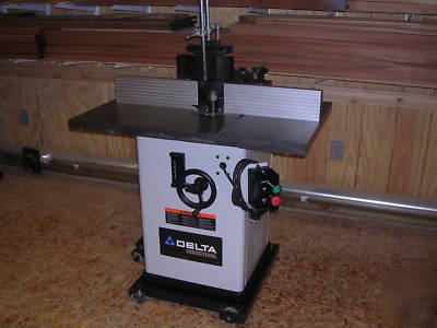 Delta 43-455 shaper 5HP 230V 1P w\ micro adjust fence