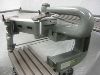 Deckel G1L pantograph 2-d engraving machine
