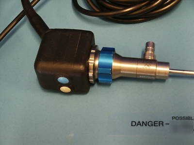 Dyonics video camera head ed-3 endoskope 3 chip console