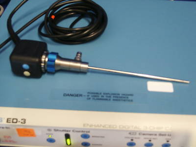 Dyonics video camera head ed-3 endoskope 3 chip console