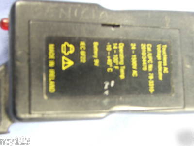 Greenlee touchless ac voltage indicator with case 2010