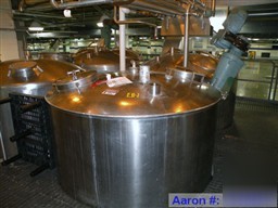 Used- norwalk tank, 2000 gallon, stainless steel, vert