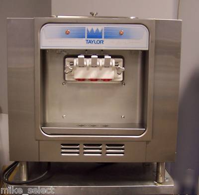 Taylor 162 yogurt & soft serve ice cream machine