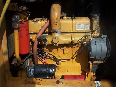 {no } case 580D backhoe~~runs & works very good~