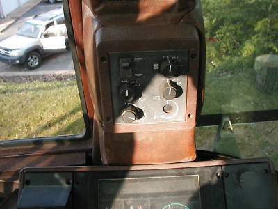 Case 580K 580 k low cab air heat 4 in 1 bucket