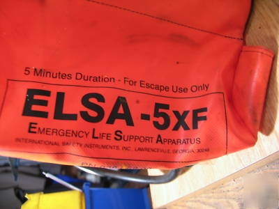 Emergency 5 minute air supply w/hood+ pack (elsa-5XF)