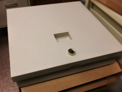 New diebold cash tray kit with lid