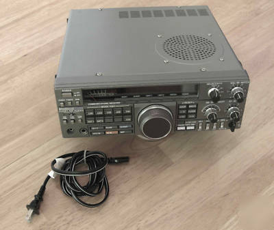 Kenwood receiver, model r-5000 in perfect condition