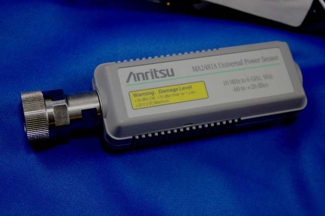 Anritsu MA2481A opt MA2480/01 .01-6GHZ power sensor