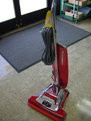 Eureka sanitaire vacuum with vibra-groomer SC899