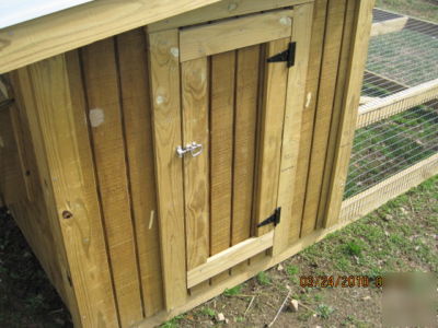 Rhode island red hen house chicken coop