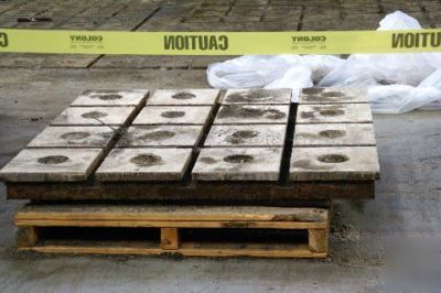 T slotted solid cast iron floor plates