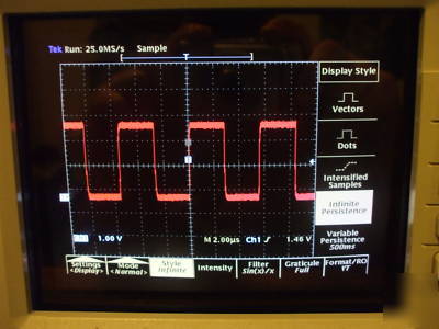 Tektronix TDS754D 500 mhz 4CH 2GS/s dpo oscilloscope