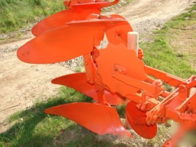 Antique iron allis chalmers two row two way plow