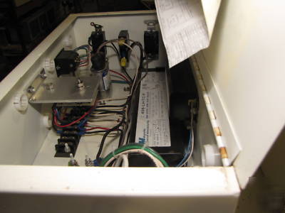 Baker 6' bio guard flow hood model B40-112