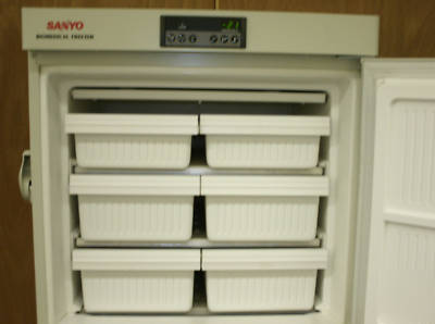 Sanyo mdf-U537 17.0 cu. ft.-20 biomedical freezer