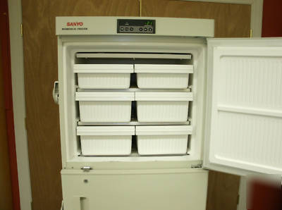 Sanyo mdf-U537 17.0 cu. ft.-20 biomedical freezer