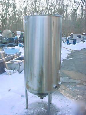 _ 120 gallon stainless tank w/ legs tri clamp fittings 