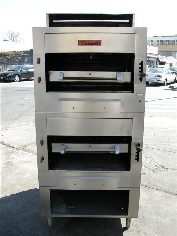 Vulcan banquet 2 section heavy duty gas ceramic broiler