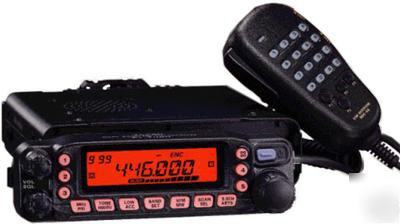 Yaesu ft-7900R tx (137-174MHZ & 420-470MHZ) + usb cable