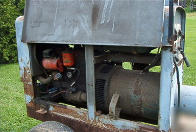 Lincoln sa 200 arc welder F162 on wheels ~ runs & welds
