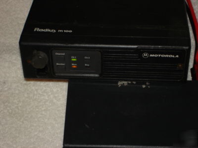 Motorola radius M100 vhf 136-152MHZ 15W mobile radio