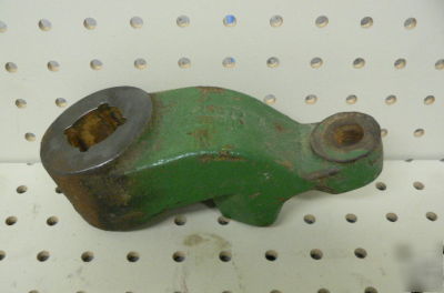 New john deere lh or rh steering arm L25879 or L25880 