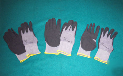 Three pairs of the best english wheeling gloves
