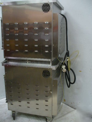 Used winston cvap cook and hold oven VA8507GJ