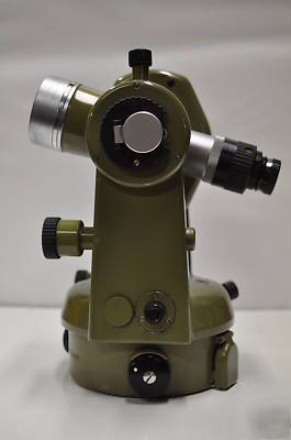 Kern swisse theodolite dkm-2A mint condition w/case