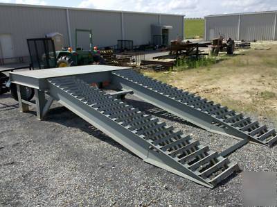 Steel step deck semi truck loading dock, portable