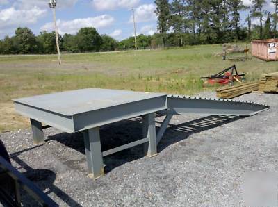 Steel step deck semi truck loading dock, portable