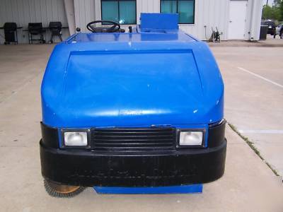 Clark american lincoln riding scrubber sweeper 505-801